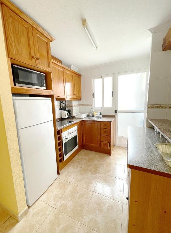Daniela apartament Torrevieja Bagian luar foto