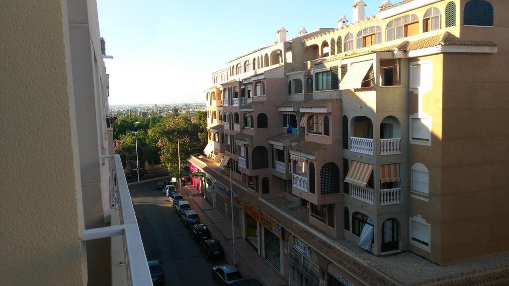 Daniela apartament Torrevieja Bagian luar foto