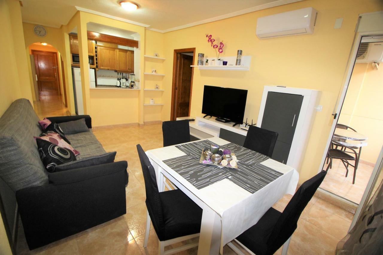 Daniela apartament Torrevieja Bagian luar foto