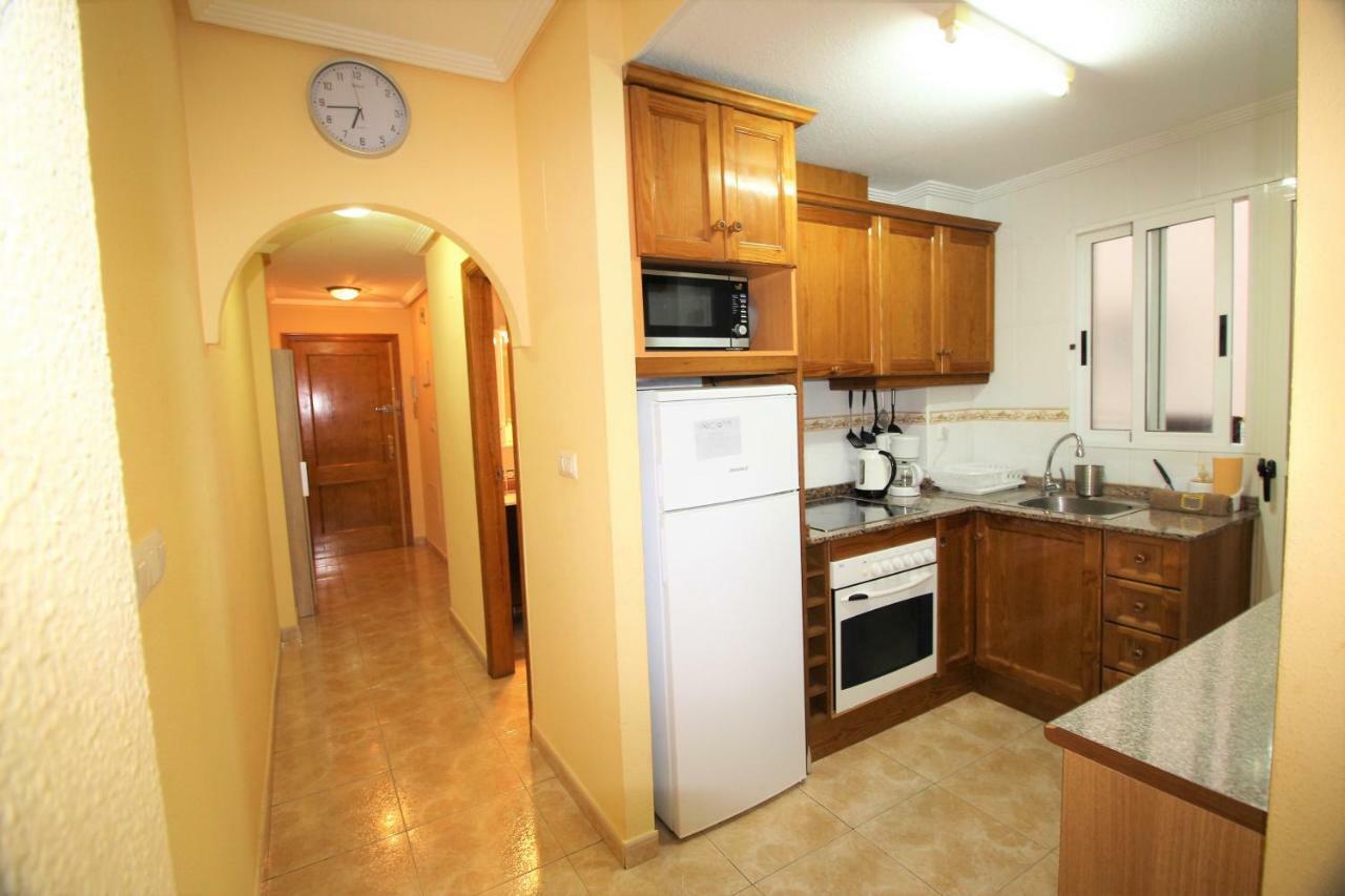 Daniela apartament Torrevieja Bagian luar foto