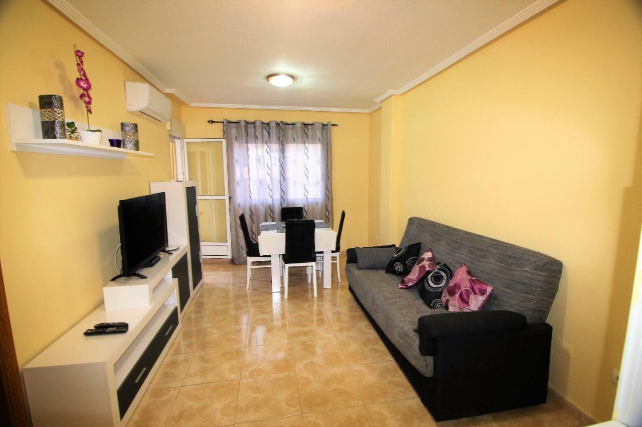 Daniela apartament Torrevieja Bagian luar foto